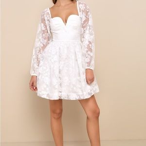 Lulus Elegant White Lace Dress size M new without tag